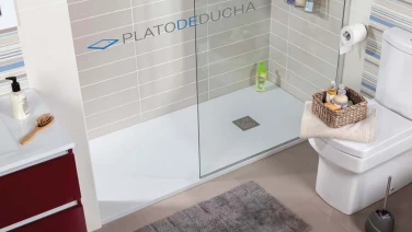 Cómo instalar un plato de ducha de resina