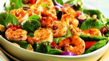Ensalada de espinacas y camarones