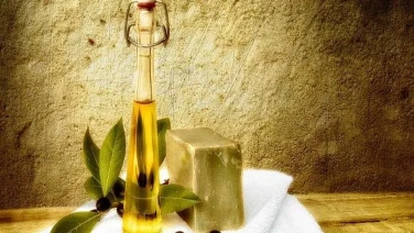 Maneras en que el aceite de oliva puede mejorar tu belleza