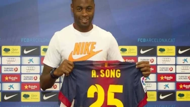 Traspasos fallidos de Barcelona: Alex Song
