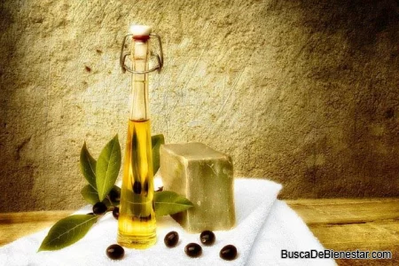 Maneras en que el aceite de oliva puede mejorar tu belleza