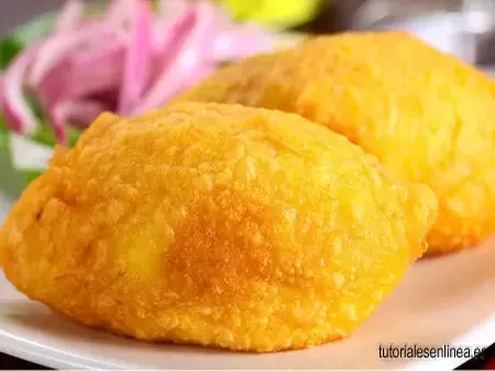 Como preparar un plato típico de la gastronomía vallecaucana la deliciosa papa rellena