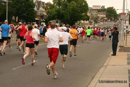 Personas corriendo un maraton